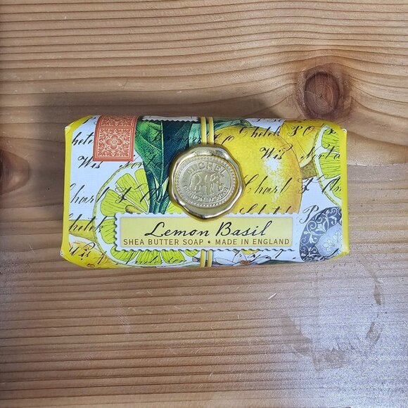 Michel Design Works Artisanal Bar Bath Soap Shea Butter LEMON BASIL Large 8.7 oz - Picture 1 of 3